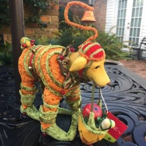 Yellow Lab Statue from Dept 56 Home Decor NWT